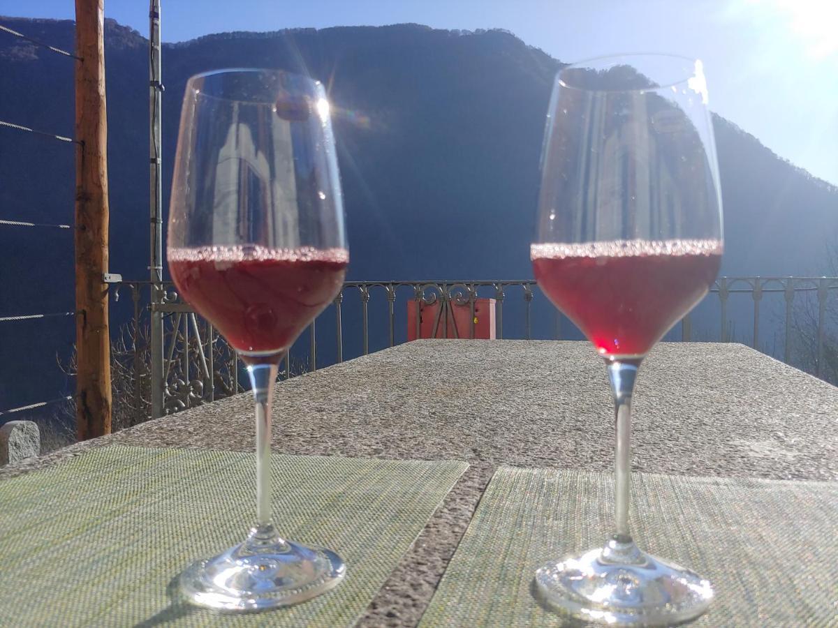 Ostello Valgrande Cicogna Buitenkant foto