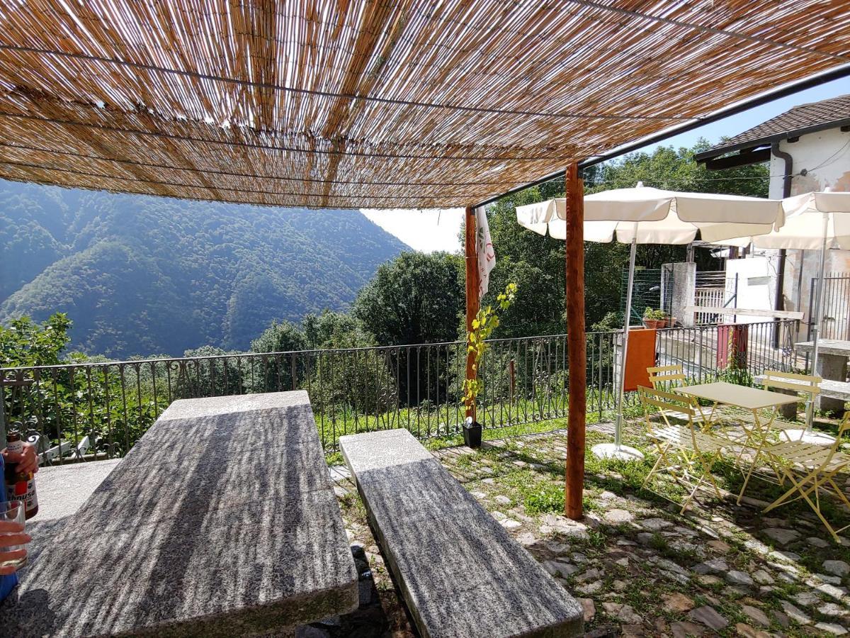 Ostello Valgrande Cicogna Buitenkant foto